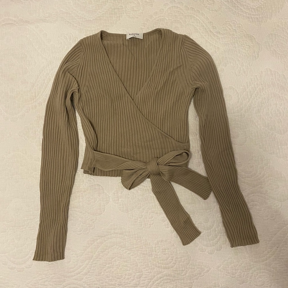 Babaton Romeo Wool Sweater - Picture 9 of 11